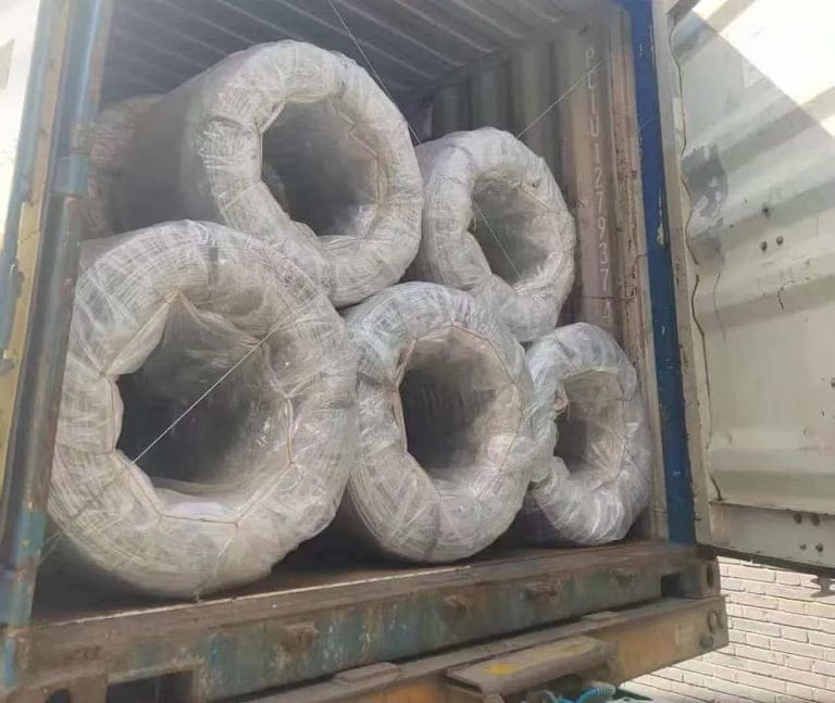 galvanized iron wire export container loaded with coils moisture-proof packed for African buyers