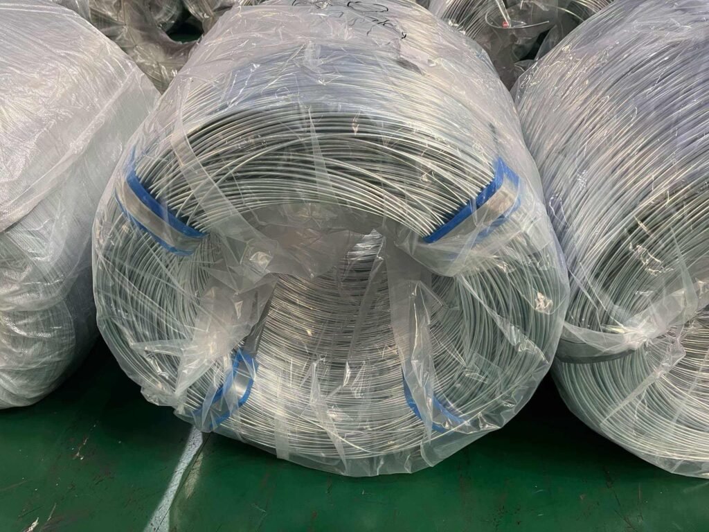 galvanized binding wire packaging detail showing triple-layer protection for long distance transport