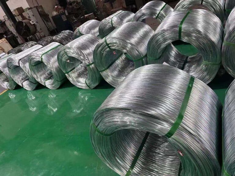 galvanized iron wire 1.2mm diameter coil smooth surface uniform zinc layer for Africa projects